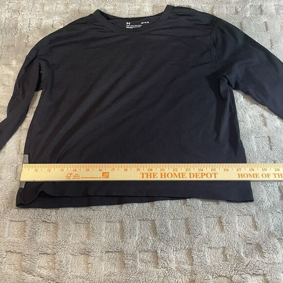 Under Armour Women's Cropped Mesh Long Sleeve Sz M Vented Black and Silver - Picture 6 of 12